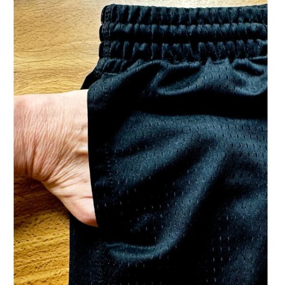 Nike Air Jordan Youth XL Moisture Wick Dri-FIT Elastic Waist Pockets Lightweight - Picture 3 of 8